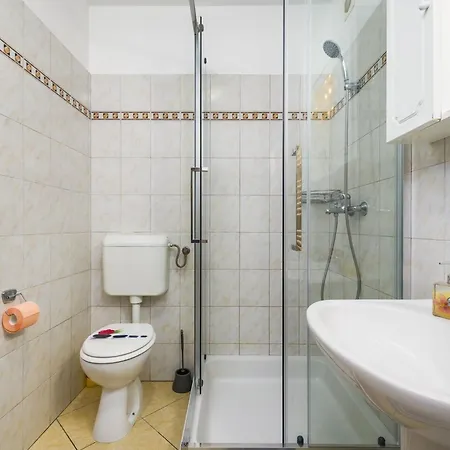 Charming With Wonderful Sea View Apartment *