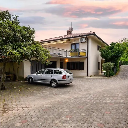 Apartment Charming With Wonderful Sea View