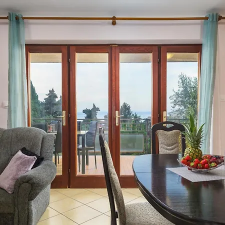 Charming With Wonderful Sea View *